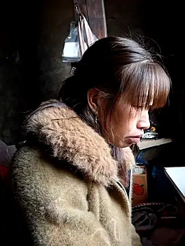 ngocngoc cute online show from November 20, 2025, 12:33 am