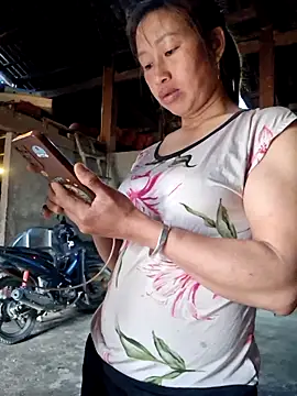 ngocngoc cute online show from April 22, 2026, 11:39 pm
