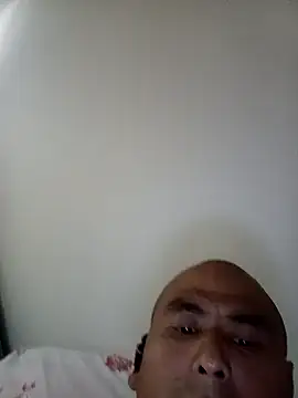Snapshot of CWQ123 chatting on May 19, 2026, 7:47 am CWQ123 online show from May 19, 2026, 7:47 am