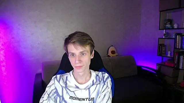 Snapshot of yes_cute_boy_ chatting on October 20, 2025, 11:27 pm yes cute boy online show from October 20, 2025, 11:27 pm