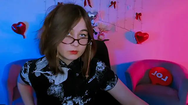 lilith diva online show from April 30, 2026, 7:42 pm