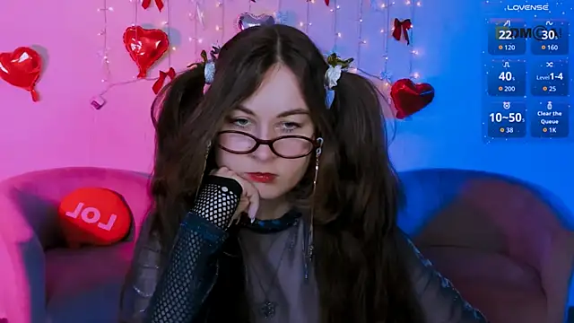 lilith diva online show from May 2, 2026, 8:14 pm
