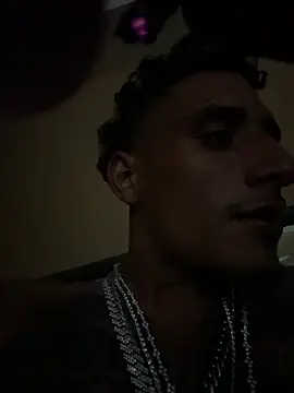 Snapshot of Cuban_4777 chatting on June 21, 2026, 10:18 am Cuban 4777 online show from June 21, 2026, 10:18 am