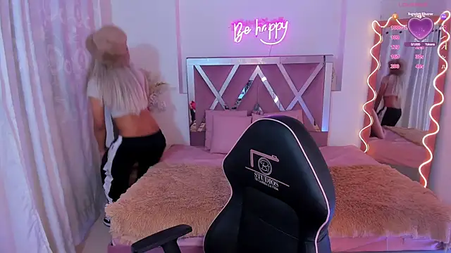 Snapshot of Shinedark_tay1 chatting on November 30, 2025, 3:10 am Shinedark tay1 online show from November 30, 2025, 3:10 am