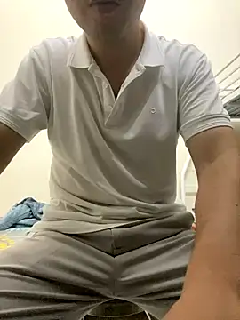 Snapshot of lahungdj12 chatting on November 15, 2025, 10:45 am lahungdj12 online show from November 15, 2025, 10:45 am