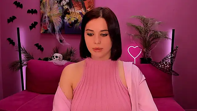 lil angel  online show from November 11, 2025, 8:58 am