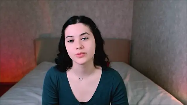 lil angel  online show from April 30, 2026, 1:12 am