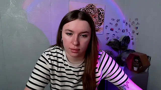 JuliaTopp  online show from February 20, 2026, 5:26 am