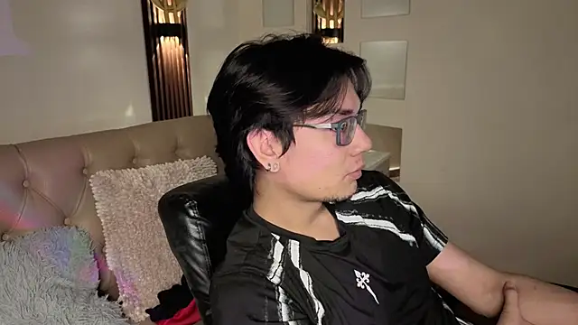 davoxer online show from July 1, 2026, 3:41 am