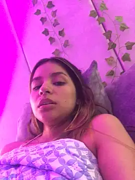 mia rousse25 online show from May 29, 2026, 8:34 am
