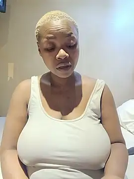 Snapshot of missboobiesSA chatting on June 14, 2026, 1:14 am missboobiesSA online show from June 14, 2026, 1:14 am