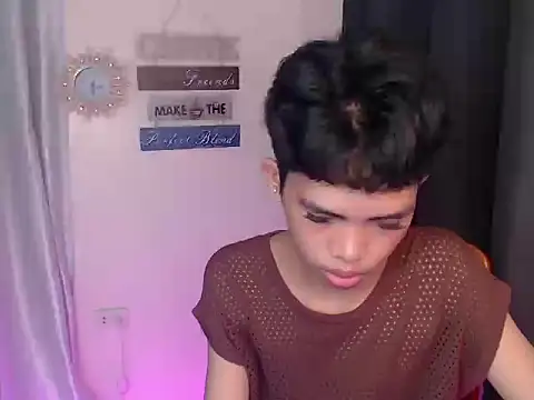 Snapshot of urcumjp chatting on October 17, 2025, 7:33 am urcumjp online show from October 17, 2025, 7:33 am