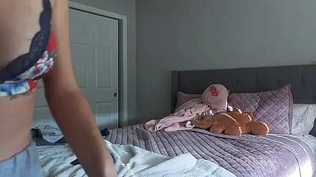 bambifarrina online show from October 27, 2025, 6:56 pm