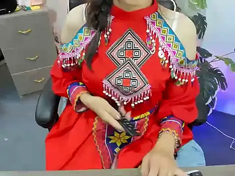 Xiao cute online show from November 13, 2025, 5:45 pm