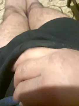 bullut06 online show from October 29, 2025, 3:25 pm