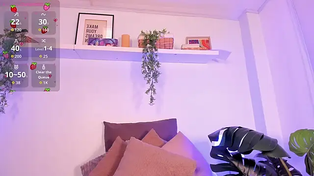 Snapshot of Vampgyal chatting on October 2, 2025, 8:05 pm Vampgyal online show from October 2, 2025, 8:05 pm