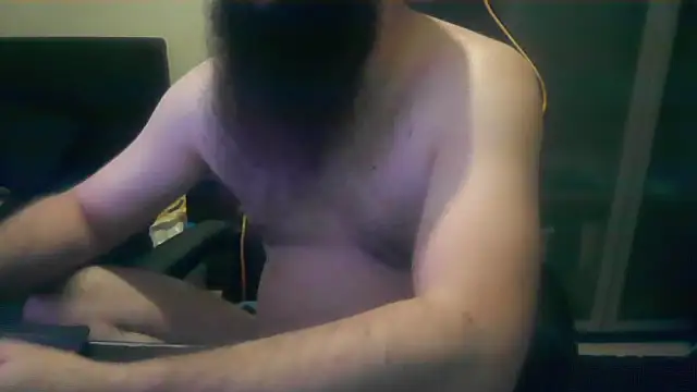 LondonMan1988 online show from November 12, 2025, 4:46 am