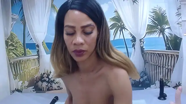 GlowGoddessxx online show from April 23, 2026, 12:29 pm