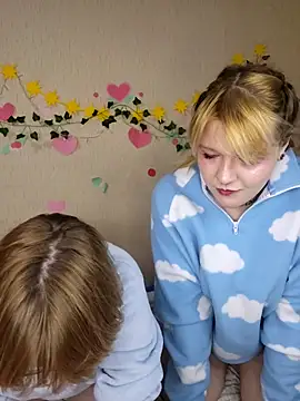 Snapshot of xrixsyx_and_ricky chatting on March 21, 2026, 6:00 pm xrixsyx and ricky online show from March 21, 2026, 6:00 pm