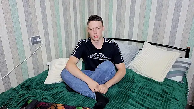 Emily0303 online show from September 21, 2025, 6:20 pm