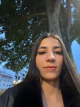 Snapshot of -juicy_ chatting on June 4, 2026, 11:11 pm -juicy online show from June 4, 2026, 11:11 pm