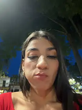 Snapshot of -juicy_ chatting on July 6, 2026, 11:40 pm -juicy online show from July 6, 2026, 11:40 pm