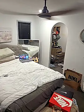 iamthepublickmasterbater online show from January 8, 2026, 3:58 pm