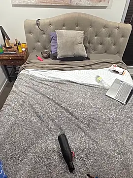 iamthepublickmasterbater online show from February 6, 2026, 1:58 pm