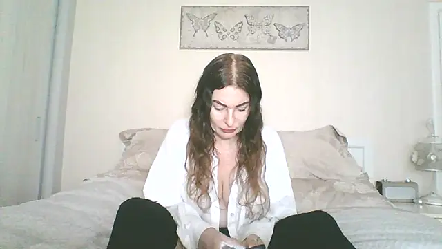 EllaKent online show from February 23, 2026, 3:31 pm