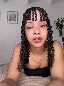 Snapshot of Yasmin777_ chatting on June 10, 2026, 6:07 pm Yasmin777 online show from June 10, 2026, 6:07 pm