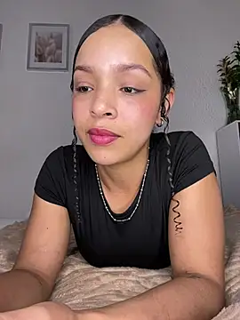 Yasmin777  online show from July 10, 2026, 10:12 pm