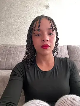 Yasmin777  online show from July 28, 2026, 9:25 pm