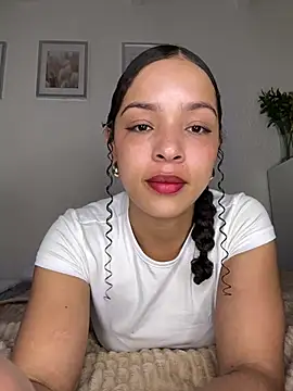 Yasmin777  online show from August 1, 2026, 10:19 pm