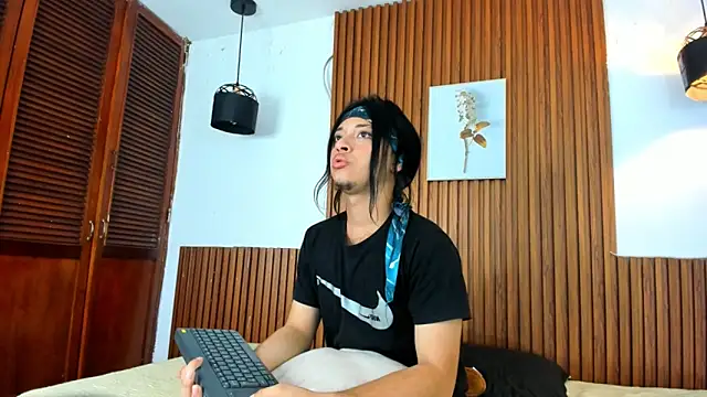 Snapshot of David_niet chatting on September 23, 2025, 6:55 pm David niet online show from September 23, 2025, 6:55 pm