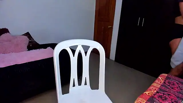 Ana  Pink online show from October 4, 2025, 11:14 pm