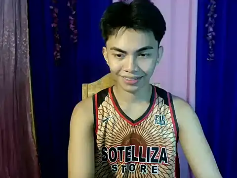 Snapshot of urguy_marco chatting on October 19, 2025, 10:27 am urguy marco online show from October 19, 2025, 10:27 am