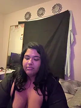 1n0nlythroat online show from December 4, 2025, 1:48 am