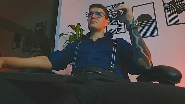Snapshot of ALPHA_DOMINUS_ chatting on June 15, 2026, 4:47 am ALPHA DOMINUS online show from June 15, 2026, 4:47 am