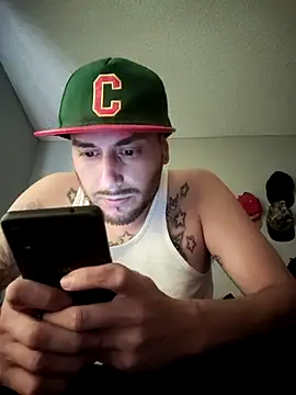 Blessdsoulja44 online show from November 3, 2025, 8:32 pm