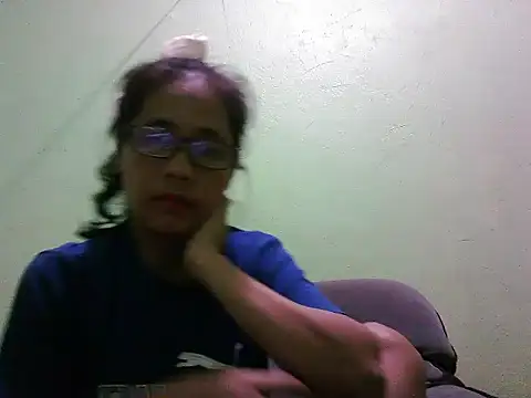 HotLadyPinay32 online show from March 13, 2026, 7:37 am