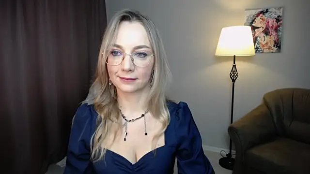 Snapshot of Ava_Elior chatting on October 24, 2025, 10:11 am Ava Elior online show from October 24, 2025, 10:11 am