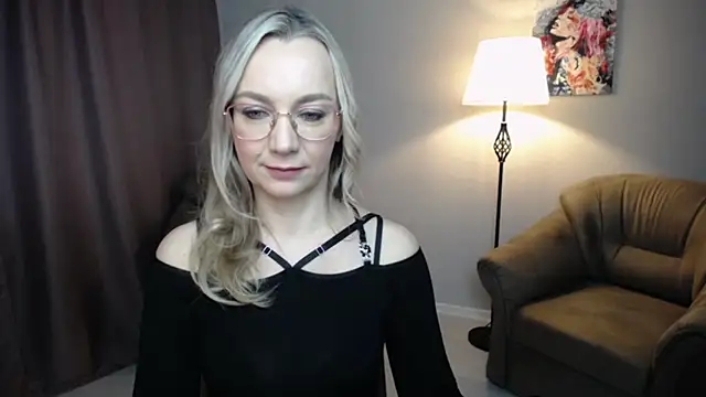 Ava Elior online show from February 13, 2026, 9:38 am