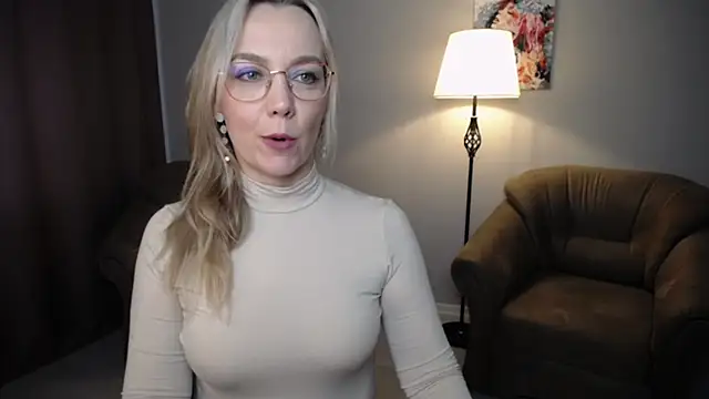 Ava Elior online show from April 27, 2026, 9:40 am