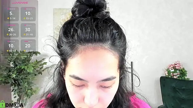 FlirtyAura online show from January 14, 2026, 3:45 am