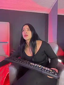 BellaFernandez   online show from June 26, 2026, 12:53 pm