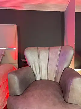 BellaFernandez   online show from June 27, 2026, 12:55 pm