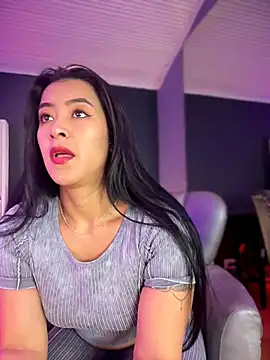 BellaFernandez   online show from July 13, 2026, 1:14 pm