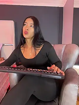 BellaFernandez   online show from July 21, 2026, 1:46 pm