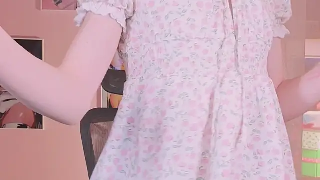 Snapshot of BarbieRichy chatting on December 5, 2025, 5:16 am BarbieRichy online show from December 5, 2025, 5:16 am