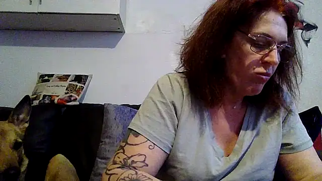 RubyyRosee online show from April 11, 2026, 1:59 pm